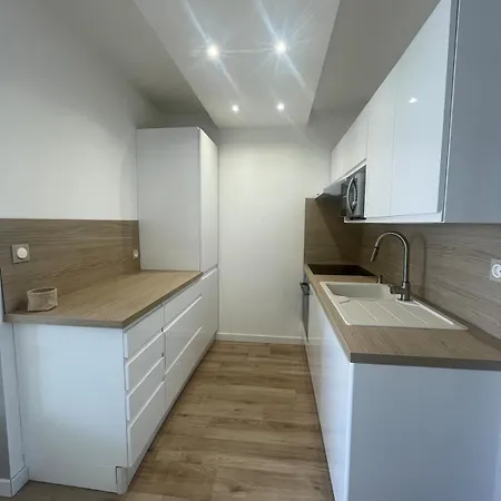 Apartament Super Entierement Renove Avec Vue Port *